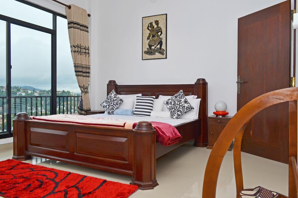 Bed and Breakfast Angel Tower Kandy Exterior foto