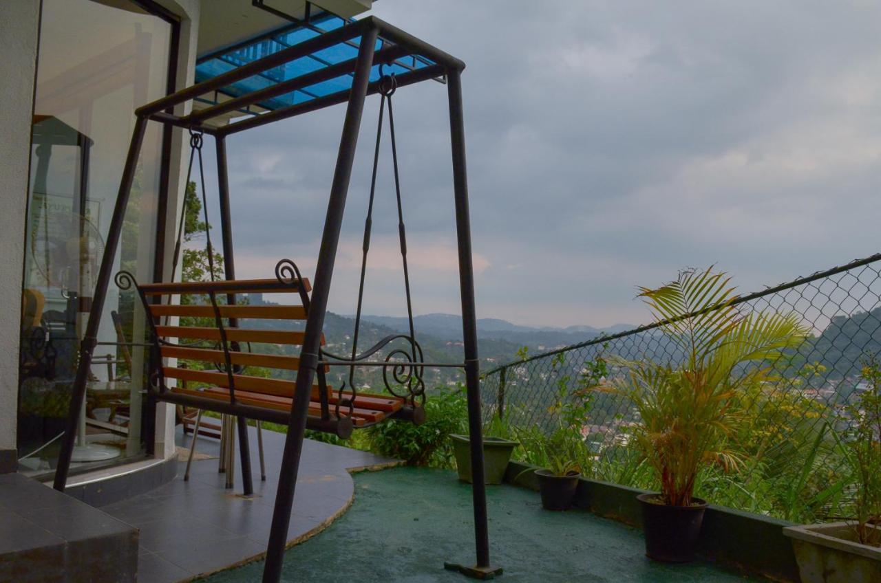 Bed and Breakfast Angel Tower Kandy Exterior foto
