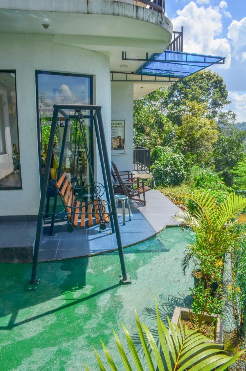 Bed and Breakfast Angel Tower Kandy Exterior foto